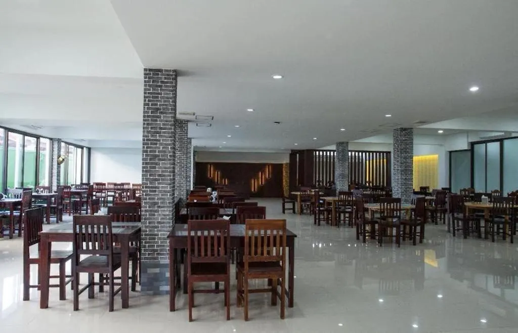 Saysamphanh Hotel Luang Prabang 2*,